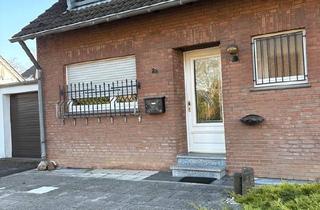 Doppelhaushälfte kaufen in 47802 Krefeld, Krefeld - Attraktive Doppelhaushälfte in Krefeld-Traar; 47802