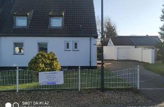 Haus kaufen in 47829 Krefeld, Krefeld - Haus mit Grundstück