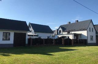 Haus kaufen in 06179 Teutschenthal, Teutschenthal - Zwei Häuser auf einem Grundstück!