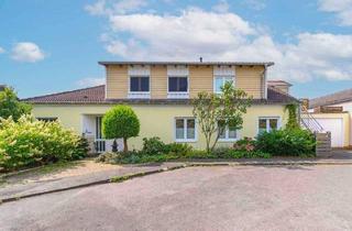 Einfamilienhaus kaufen in 35041 Marburg, Marburg - Viel Raum für Ihre Zukunft - Großzügiges Zuhause in beliebter Lage von Wehrshausen