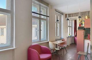 Wohnung kaufen in Torstraße 220, 10115 Mitte, Perfekte Lage zw. Friedrichstraße & Rosenthaler Platz: Freie Altbauwohnung individuell gestaltet!