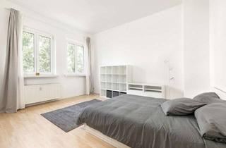 Wohnung kaufen in Koppenstraße 28, 10243 Friedrichshain, Nahe Strausberger Platz, Friedrichshain: Schicke Altbau-Wohnung in historischem Gebäude