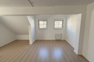 Wohnung kaufen in 71277 Rutesheim, Zentrale Maisonette-Wohnung auf 69 m² mit Duplex-Parker