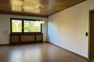 Wohnung kaufen in 70825 Korntal-Münchingen, geräumige Wohnung im 1.OG mit Balkon und Blick in die eigene Grünanlage