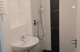 Wohnung mieten in Dr.-Robert-Koch-Str. 16a, 51465 Bergisch Gladbach, Gemütliche 2 Zimmer-Wohnung in Bergisch Gladbach mit Balkon