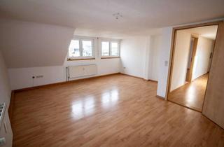 Wohnung mieten in Kuppelnaustraße 53, 88212 Ravensburg, Helle 2-Zimmer-DG-Wohnung mit großzügigem Flur – sofort verfügbar