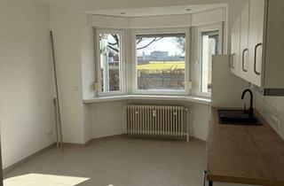 Wohnung mieten in Gürrichstraße 11, 76149 Neureut, Renovierte EG-Wohnung mit Garten, Hof & großem Wohn-Essbereich