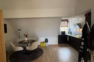 Wohnung mieten in Buckhausstr., 91522 Hennenbach, Attraktive 2-Zimmer - DG-Wohnung mit EBK und Balkon in Ansbach