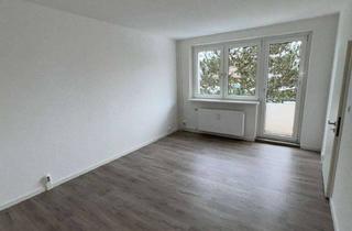 Wohnung mieten in Helsinkier Straße 17, 18107 Lütten Klein, Schöne sanierte 2-Raum-Wohnung mit Balkon