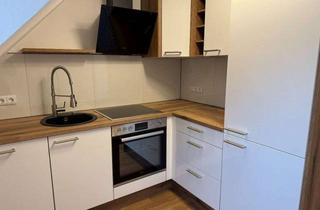 Wohnung mieten in Kreuzstraße, 31785 Hameln, Erstbezug nach Sanierung! 2-Zimmer Dachgeschosswohnung mitten drin!