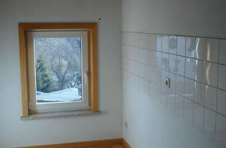 Wohnung mieten in Reichenbacher Str. 34, 08485 Lengenfeld, Helle 2-Zimmer Dachgeschosswohnung in Lengenfeld