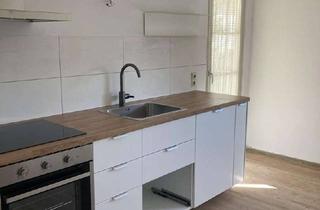 WG-Zimmer mieten in 77652 Offenburg, Sanierte 3-Zimmer-Wohnung mit großer Wohnküche Innenstadt