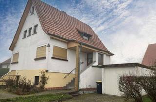 Einfamilienhaus kaufen in 36369 Lautertal, Solides Einfamilienhaus mit Garage in Lautertal-Eichenrod