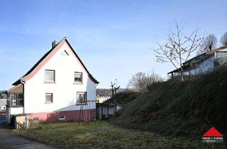 Einfamilienhaus kaufen in 58566 Kierspe, Einfamilienhaus mit Nebengebäude und Garagen in zentraler Lage von Kierspe