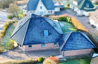Haus kaufen in 25761 Büsumer Deichhausen, Bungalow mit ausgebautem DG, 8 Zimmern, ca. 257 m² Wfl., Sauna auf Eigenland in ruhigem Wohngebiet