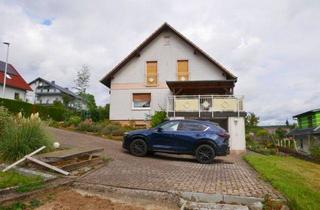 Einfamilienhaus kaufen in 97705 Burkardroth, freistehendes Einfamilienhaus mit Doppelgarage & Einzelgarage