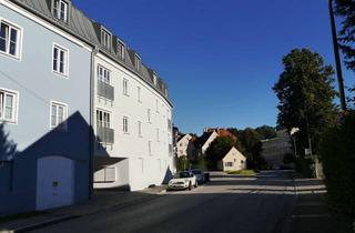 Wohnung kaufen in Max Emanuel Platz, 83512 Wasserburg, Sehr schöne 2-Zimmer-Altstadt-Wohnung mit Einbauküche, überdachtem Balkon und Einzelgarage!