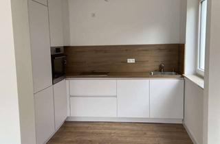 Wohnung mieten in 32105 Bad Salzuflen, Komplett sanierte 2 Zi. EG-Wohnung mit Balkon am Obernberg