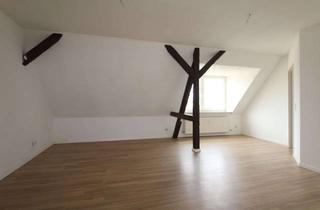 Wohnung mieten in Hauptstraße 49, 04416 Markkleeberg, Helle 2 Zimmer mit Einbauküche in schönem Altbau!