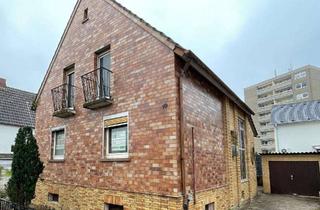 Haus kaufen in Uhlandstraße 10, 67112 Mutterstadt, Haus für Handwerker in Mutterstadt!