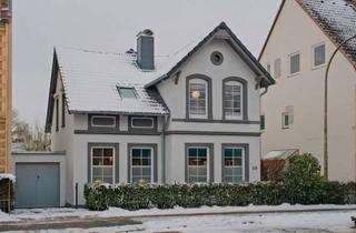 Einfamilienhaus kaufen in 24837 Schleswig, Zeitlos schön in Schleswig – stilvolles Altbau-Einfamilienhaus