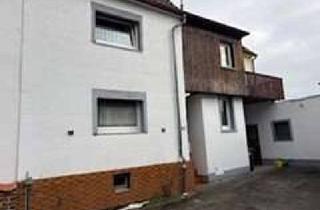 Haus kaufen in 65520 Bad Camberg, Top Reihenendhaus mit Balkon, Terrasse, 2 Garagen und sonnigem Garten in ruhiger Lage!