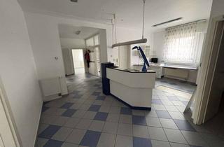 Gewerbeimmobilie kaufen in 74072 Heilbronn, Vielseitige Gewerbeeinheit im Erdgeschoss – ideal für Büro oder Praxis.