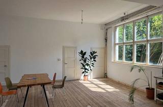 Büro zu mieten in 86152 Augsburg, Raum für Kreation und Wirkung (Coworking & 1 Raum)