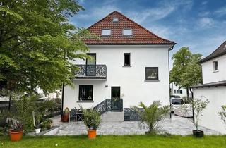 Villa kaufen in 73730 Esslingen, Elegante Stadtvilla in Traumlage – Wohnen mit Charakter und Still