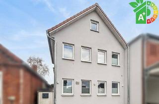 Einfamilienhaus kaufen in 23769 Fehmarn, Zwei zum Preis von Einem: Neubau zum Wohnen und Altbau zum Vermieten in Fehmarn