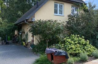 Einfamilienhaus kaufen in 15370 Fredersdorf-Vogelsdorf, Fredersdorf-Vogelsdorf - Einfamilienhaus mit Pool und Kamin, ruhige Lage Fredersdorf Nord