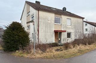 Haus kaufen in 71522 Backnang, Backnang - Attraktives Grundstück mit genehmigten 3-Familiehaus