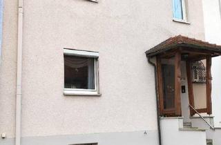 Haus kaufen in 91522 Ansbach, Ansbach - Großes komplett saniertes RMH direkt in Ansbach zu verkaufen