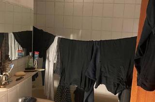 Wohnung kaufen in 77933 Lahr, Lahr (Schwarzwald) - Kapitalanlage - vermietet und renovierungsbedürftige Wohnung