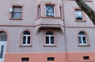 Wohnung kaufen in 75172 Pforzheim, Pforzheim - Sonnige 2 Zimmer Altbauwohnung mit Flair