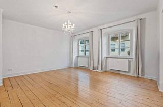 Wohnung kaufen in 78462 Konstanz, Konstanz - Kernsanierte Altbauwohnung inmitten der Innenstadt