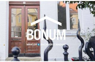 Wohnung kaufen in 28205 Peterswerder, PETERSW. // Für Individualisten // perfekter "4-Zi.-Dachgeschoss-Traum" mit 70 qm Rund-um-Blick- Dec