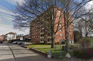 Wohnung kaufen in 23554 St. Lorenz Nord, Kapitalanlage mit Perspektive: Vermietete 2,5 Zimmer mit Balkon