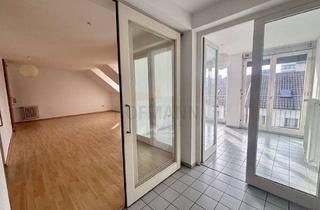 Wohnung kaufen in 97421 Altstadt, Modern geschnittene, barrierefreie 2,5 Zi. ETW über den Dächern der Schweinfurter Innenstadt, frei a