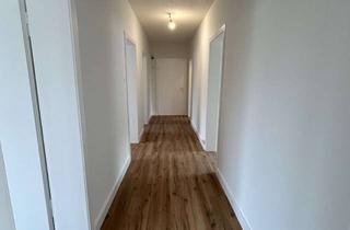 Wohnung mieten in 49808 Lingen, Helle 4-Zimmer-Wohnung mit Balkon im EG in Lingen (Ems)