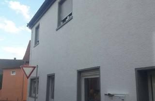 Wohnung mieten in Obergasse, 64850 Schaafheim, 2 Zimmer Dachgeschosswohnung in Schaafheim-Mosbach