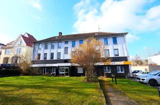 Wohnung mieten in Querenburger Str. 36, 44789 Wiemelhausen, Renovierte 3 Zi. Wohnung mit Terrasse/Garten & Tageslichtbad!