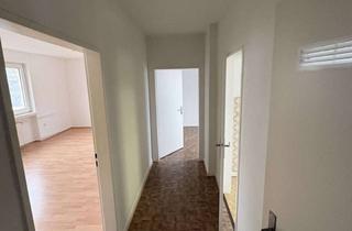 Wohnung mieten in Alleestraße 116, 42853 Innen, Renovierte 3 Zimmer - Wohnung sucht nette Nachmieter