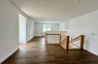 Wohnung mieten in Wedniger Straße, 04668 Grimma, Renovierte tolle 3-Raum-Maisonette-Wohnung mit Balkon, Terrasse und Stellplatz