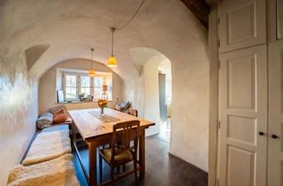 Haus kaufen in 83253 Rimsting, Idyllisches Landleben - Historisches Sacherl im Chiemgau