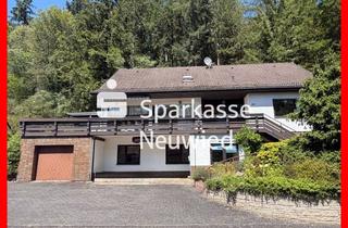 Einfamilienhaus kaufen in 56589 Niederbreitbach, Großzügiges Einfamilienhaus mit ELW in Ortsrandlage!