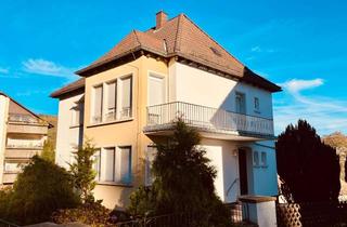 Villa kaufen in 66981 Münchweiler, Schöne Altbau-Villa mit grossem Garten und Garage in guter Wohnlage von 66981 Münchweiler