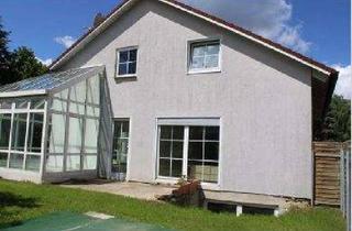 Haus kaufen in Am Gewerbering 29, 84069 Schierling, Großes Haus, großes Grundstück, große Halle. Wohnen und Arbeiten