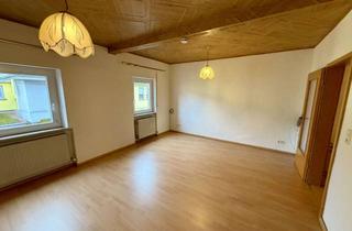 Doppelhaushälfte kaufen in 74348 Lauffen, Schöne Doppelhaushälfte mit 2x Wohneinheiten direkt im Zentrum von Lauffen am Neckar !