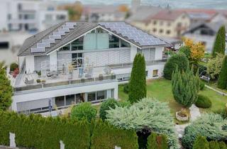 Villa kaufen in 71083 Herrenberg, Villa mit Schwimmhalle, Garten und Wintergarten in Oberjesingen